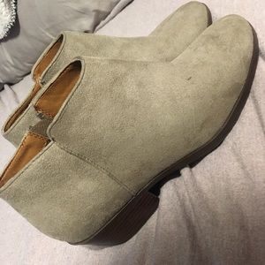 Soda ankle booties